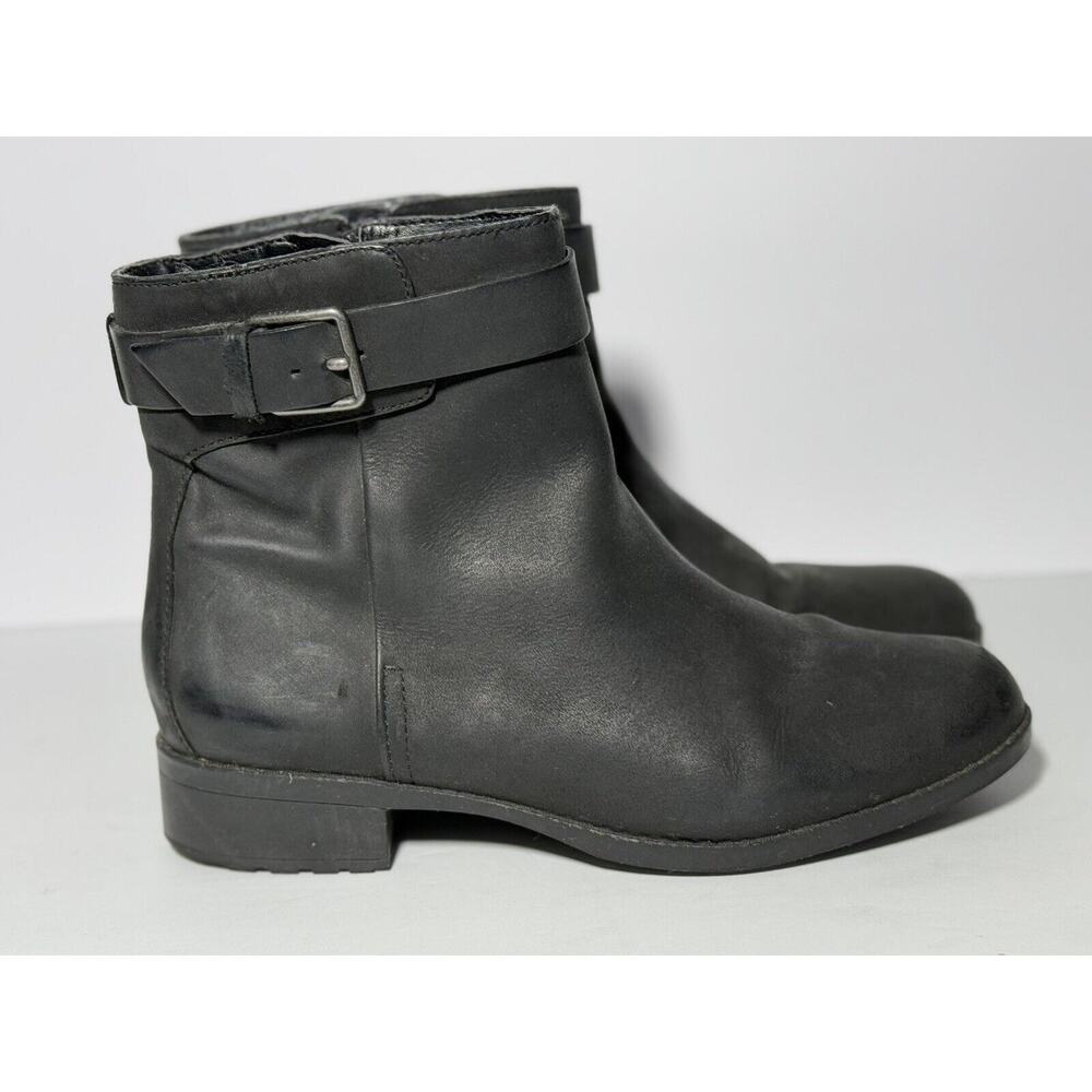 COLE HAAN Hastings Black Leather Waterproof Ankle Boot Bootie Size 9 EUC